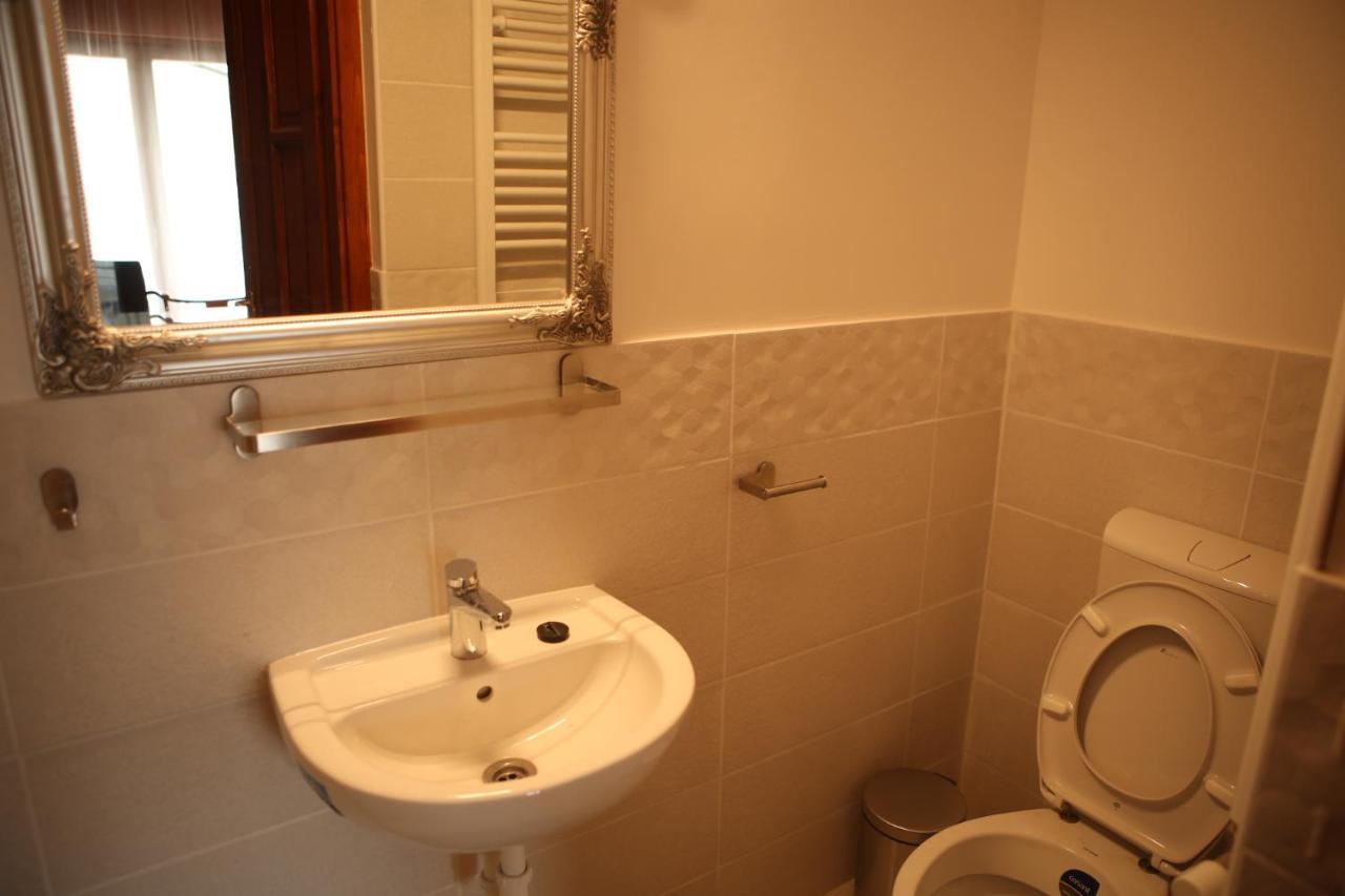 Hunyadi Panzio-Apartman Makó Exterior foto