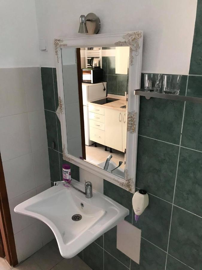 Hunyadi Panzio-Apartman Makó Exterior foto