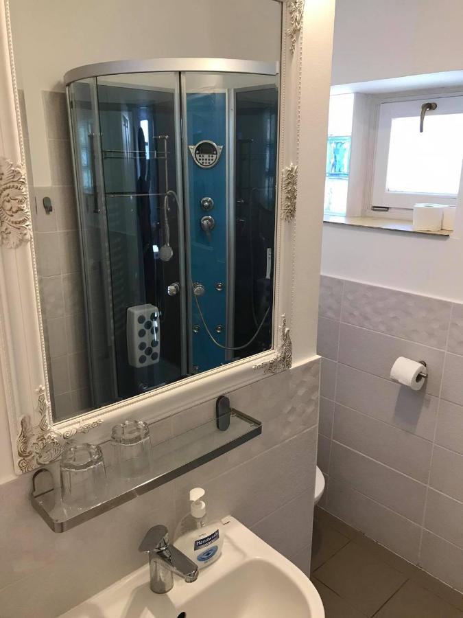 Hunyadi Panzio-Apartman Makó Exterior foto