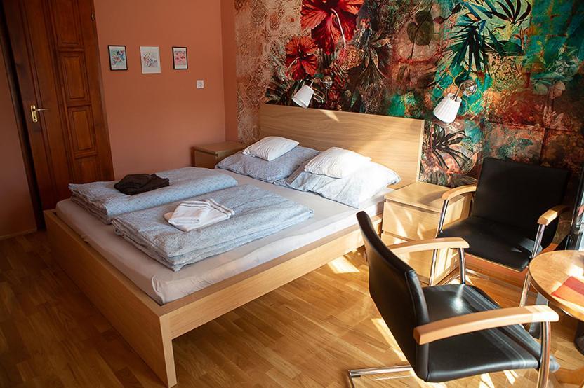 Hunyadi Panzio-Apartman Makó Exterior foto