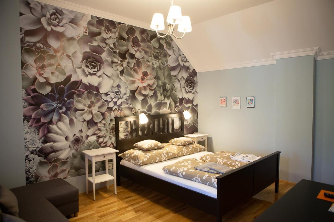 Hunyadi Panzio-Apartman Makó Exterior foto